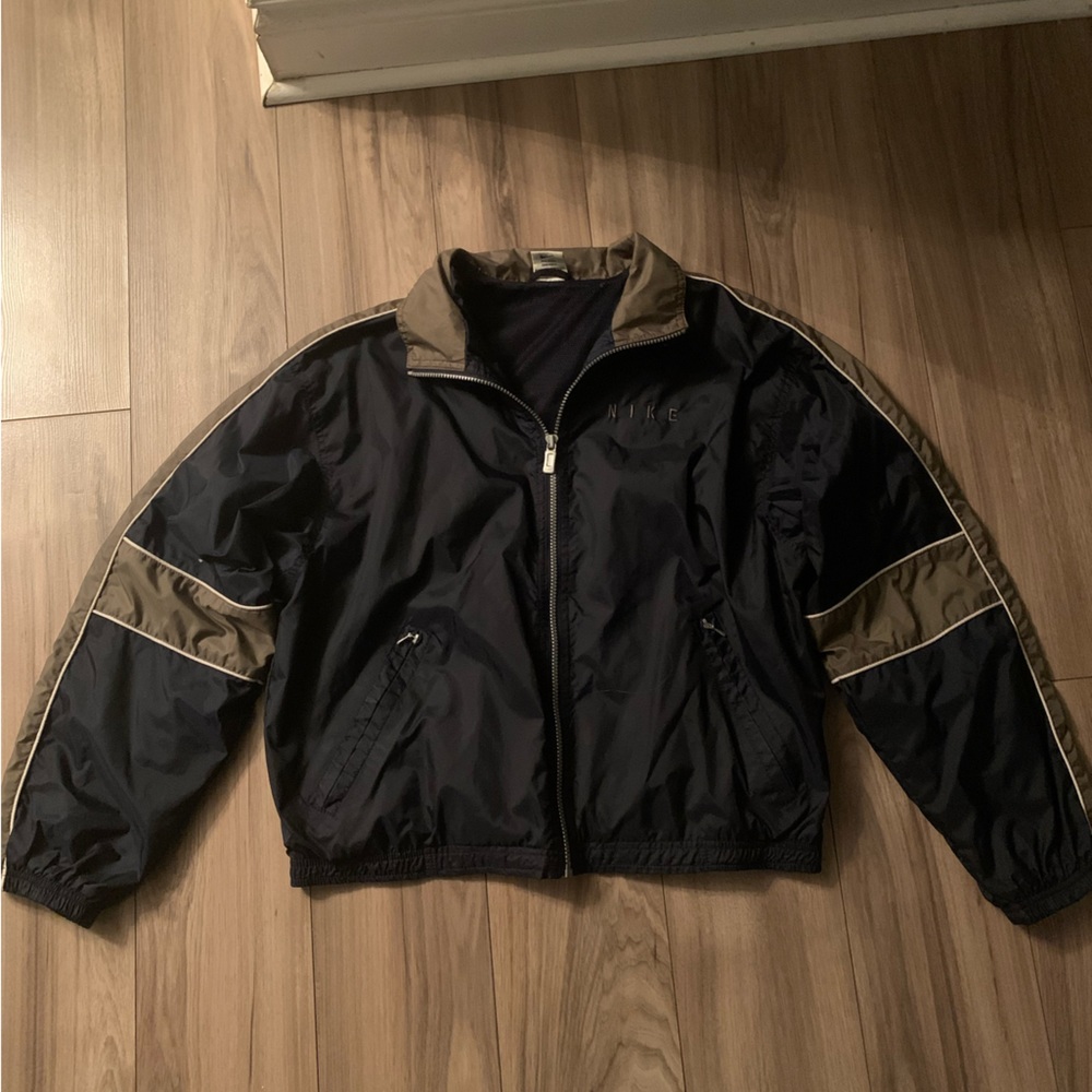 Vintage Nike Windbreaker in navy blue